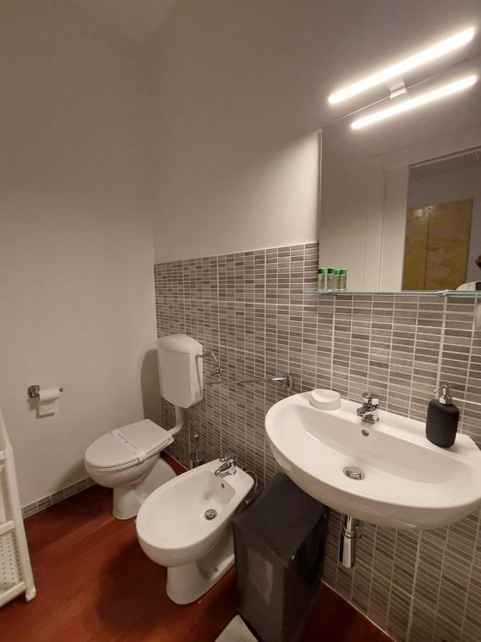 Maruru B & B Dell'Arte Чивитанова Марке Екстериор снимка