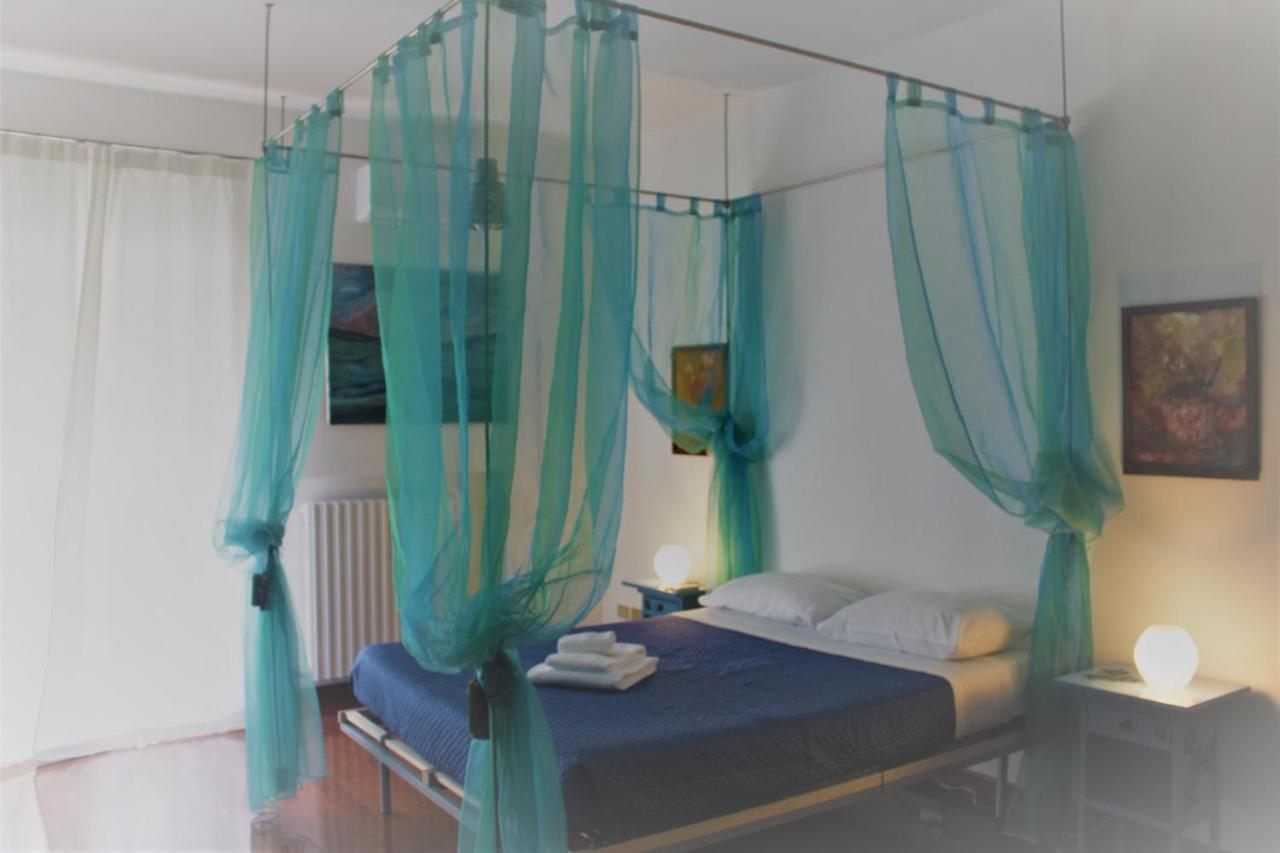 Maruru B & B Dell'Arte Чивитанова Марке Екстериор снимка