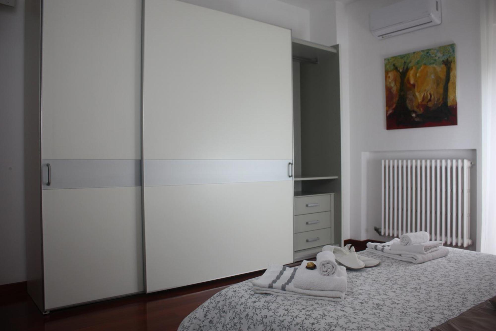 Maruru B & B Dell'Arte Чивитанова Марке Екстериор снимка