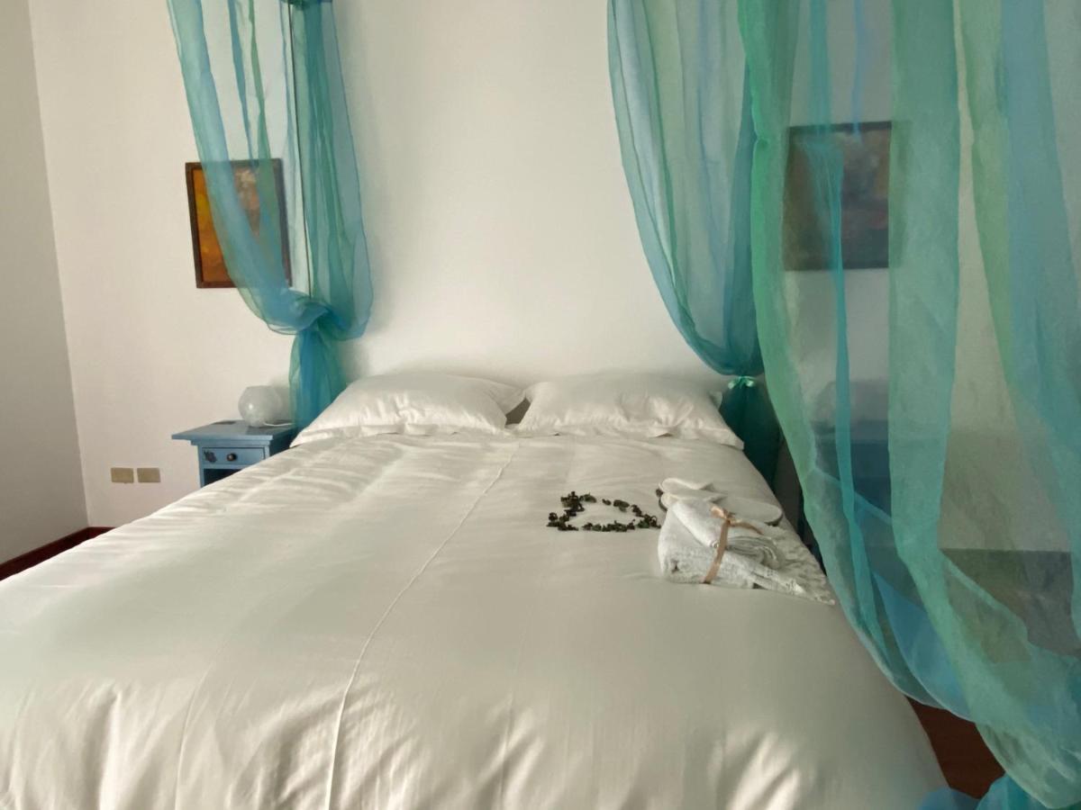 Maruru B & B Dell'Arte Чивитанова Марке Екстериор снимка